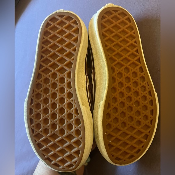 Toddler Vans - Picture 2 of 3